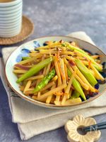 アスパラとさつまいもの秋きんぴら【お弁当の彩りに♪】