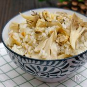 うま味たっぷり♪きのこの炊き込みご飯レシピ
