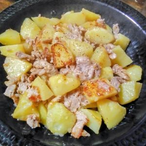 884398の作ってみた!投稿(【てりうま！豚こま肉じゃがバター】時短で子どもも好きな味♡)