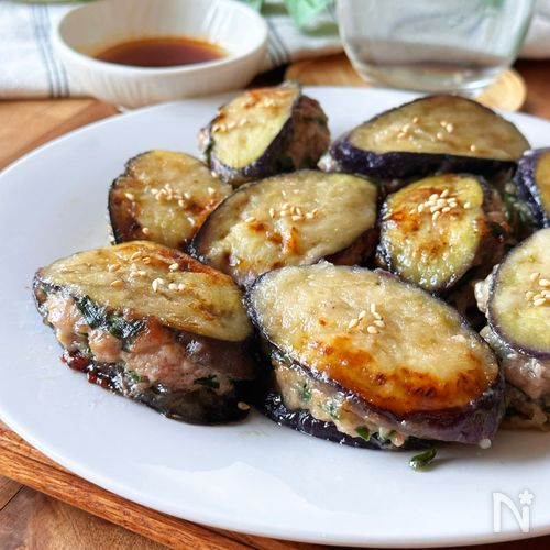 【ごはん泥棒】とろじゅわでたまらない！なすの挟み焼き