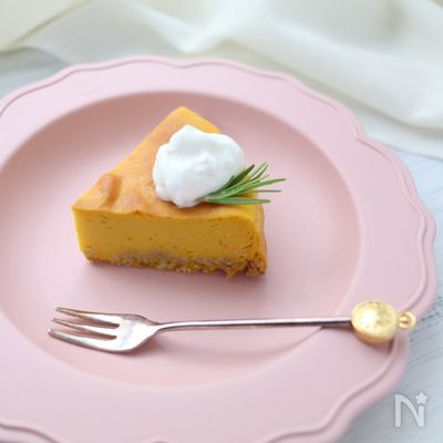 子どもと食べられる優しい甘さ♡かぼちゃのメープルチーズケーキ