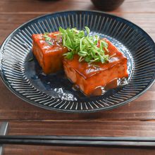 ダイエット中におすすめ！厚揚げステーキのピーナッツソースがけ