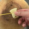 餃子の皮で♪映えるお花ウインナーの工程4