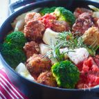 【豚ひき肉100g】ミートボールと白菜のトマトチーズ煮込み