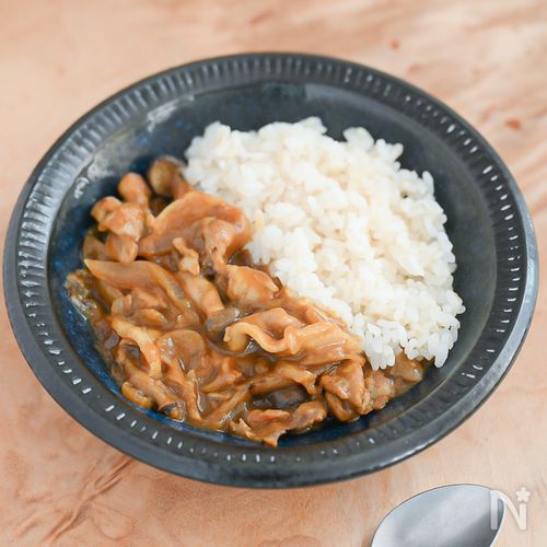 節約食材で作る!豚こま肉ときのこのカレー
