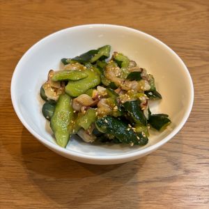 はなふぅの作ってみた!投稿(タコとかち割りきゅうりのにんにく醤油和え【#おつまみ】)