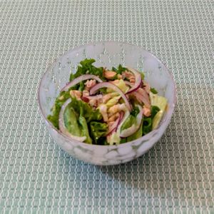 𝔂𝓾𝓶𝓲🍓の作ってみた!投稿(ピリッと柚子胡椒風味がいい!レタスとツナの爽やかレモンサラダ)