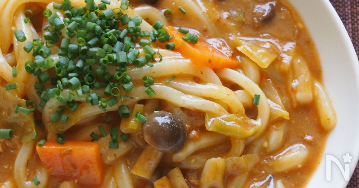 残りカレーと残り味噌汁で美味しいカレーうどん。