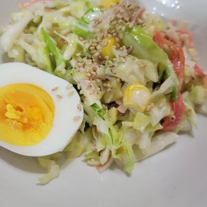 1バーバミーの作ってみた!投稿(ごま香る中華風コールスローサラダ│キャベツの大量消費に！)