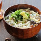 生姜たっぷり！きのこのあんかけうどん