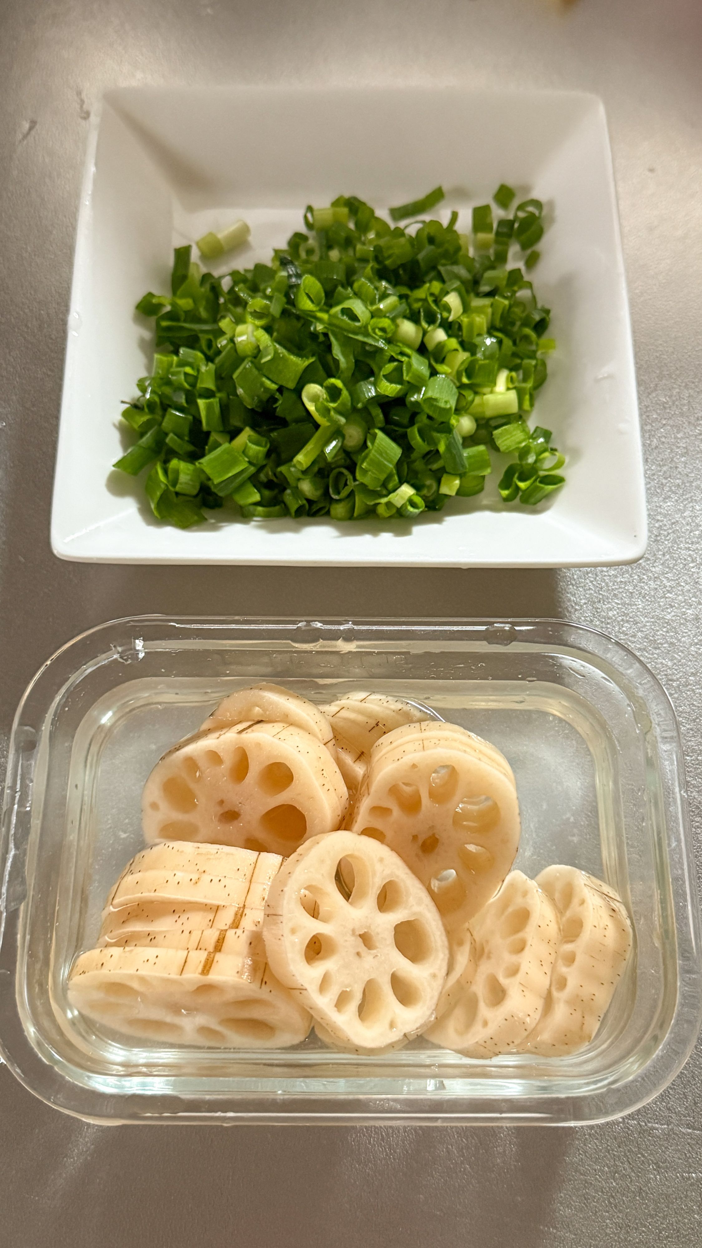 はさまない！片面れんこんの【ねぎ味噌つくね】 | レシピサイトNadia