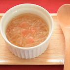大根と梅干しのコンソメスープ