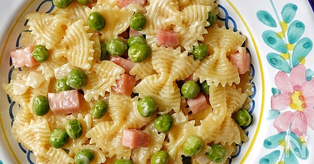春色パスタ！グリンピースとベーコンのクリームファルファッレ
