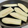焼いてつけるだけ♪【なすのしょうがだし浸し】の工程1