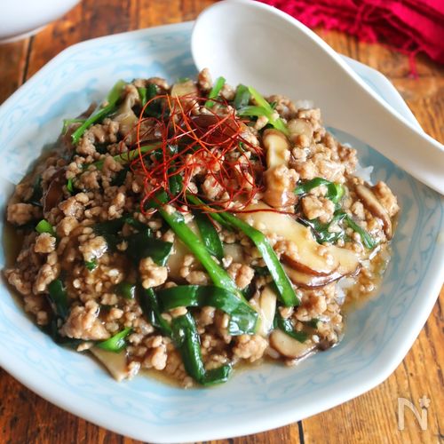 【熱々とろ〜り♡肉ニラあんかけご飯】食欲そそるかんたん中華