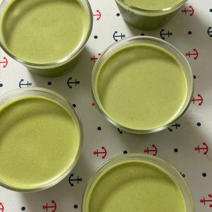 じるの作ってみた!投稿(混ぜて冷やすだけ!濃厚抹茶ムースケーキ)
