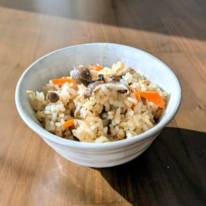 るるる♪の作ってみた!投稿(きのことツナ塩昆布の炊き込みご飯【#簡単 #節約】)