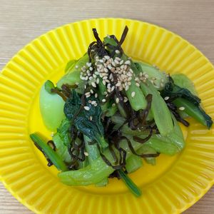 Tsuneaki Okadaの作ってみた!投稿(【レンジで簡単】小松菜と塩昆布のナムル)