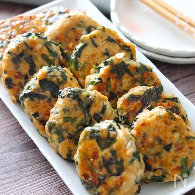 【鶏ひき肉と豆腐とほうれん草のふわ焼き】ヘルシー栄養たっぷり