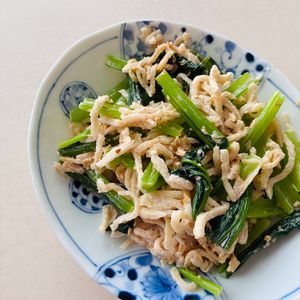 うにもの作ってみた!投稿(小松菜と切り干し大根の和風おかかマヨサラダ)