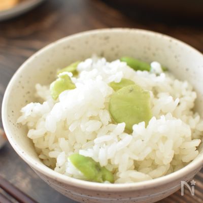 旬の味♪シンプルにおいしいそら豆ごはん