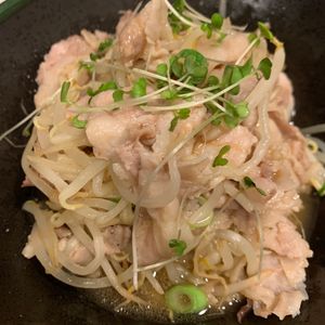 ぐ〜たら子の作ってみた!投稿(レンジで6分！豚もやしのレンジ蒸し〜オイポンだれ〜)