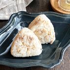 5分で簡単！朝ごはんにも♪塩ホッケおにぎり