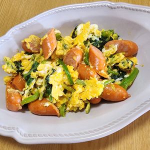 ナムディの作ってみた!投稿(【ほうれん草と卵のカレー炒め】朝食にも◎5分で完成)