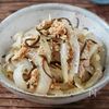レンチン5分で旨味ぎゅっ【新玉ねぎの塩昆ツナ和え】