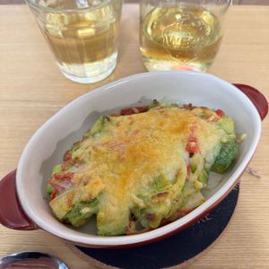 Tsuneaki Okadaの作ってみた!投稿(アボカドとかにかまのマヨグラタン)