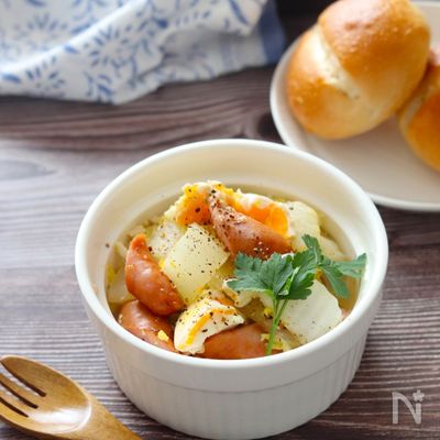 【白菜とソーセージと卵のコンソメ煮】レンチン4分♪朝食にも◎