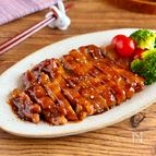 ほったらかしで簡単♪ガツンと旨い【鶏もも肉のガリバタ煮】