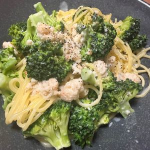 PONZの作ってみた!投稿(フライパン1つ！簡単！蟹とアスパラのレモンクリームパスタ)