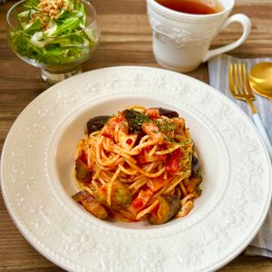 のりのり🐾🎀🤍の作ってみた!投稿(【なすとベーコンのピリ辛トマトパスタ】カフェ風簡単ごはん♪)