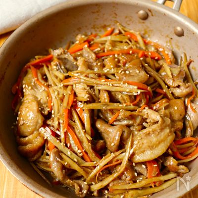 ワンパン10分！【豚こま肉とごぼうのきんぴら風甘辛炒め】