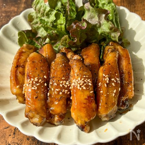 ご飯もお酒も進む!フライパンで簡単【手羽中の甘辛チキン】