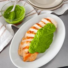 【にらのサルサヴェルデ風】しっとり鶏むねソテーと絶品ソース！