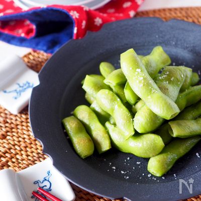 【絶対に美味しい】ひと手間で劇的に変わる枝豆の茹で方