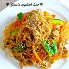 ご飯がすすむ♪『豚こまと春雨ときゅうりのピリ辛♡中華炒め』