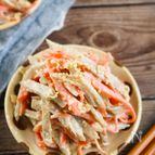 レンジでごぼうと人参のごまマヨ和え【隠し味は粉チーズ♪】