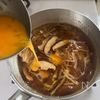 【きのこ入り肉玉あんかけうどん】ふわふわ卵がとろっとうまい！の工程5