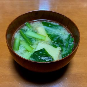 Nao★彡の作ってみた!投稿(『厚揚げと小松菜と玉ねぎのお味噌汁』)