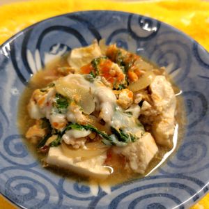 コスモスの作ってみた!投稿(豆腐と玉ねぎのふわとろ卵とじ（親子煮）【#簡単#ヘルシー】)