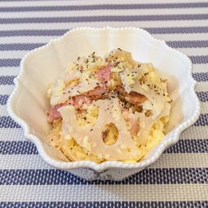 𝔂𝓾𝓶𝓲🍓の作ってみた!投稿(シャキシャキ【れんこん入りベーコンポテサラ】)