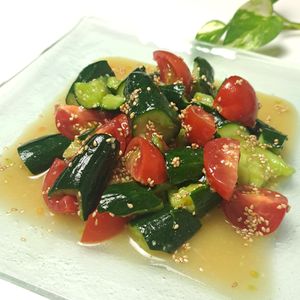 とのちゃまの作ってみた!投稿(きゅうりとトマトの《居酒屋風♡旨だしサラダ》)