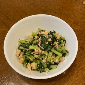 1140138の作ってみた!投稿(【大根菜と鶏そぼろの炒め物】ご飯のお供にぴったり！)