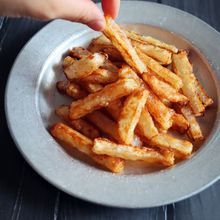 ＼やみつき!!うま塩フライド大根／外はカリッと中ジューシー♪