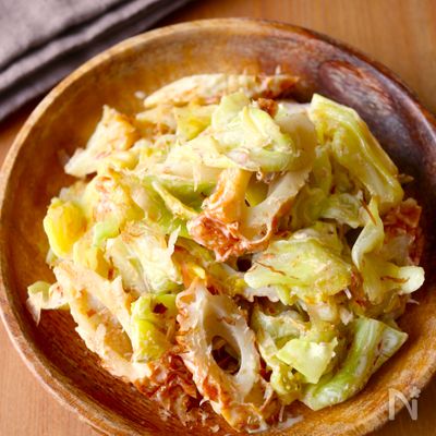 レンジで5分！【キャベツとちくわのおかかマヨサラダ】