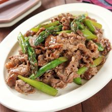 【冷凍作り置き】旨だれがたまらん！アスパラと牛肉の旨だれ炒め