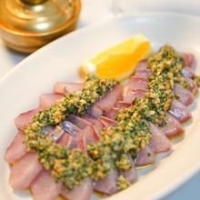バジルが美味しいこの季節に『ブリのジェノベーゼカルパッチョ』